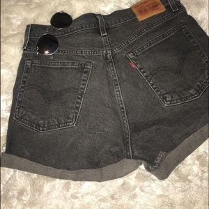 levi mom shorts!!!